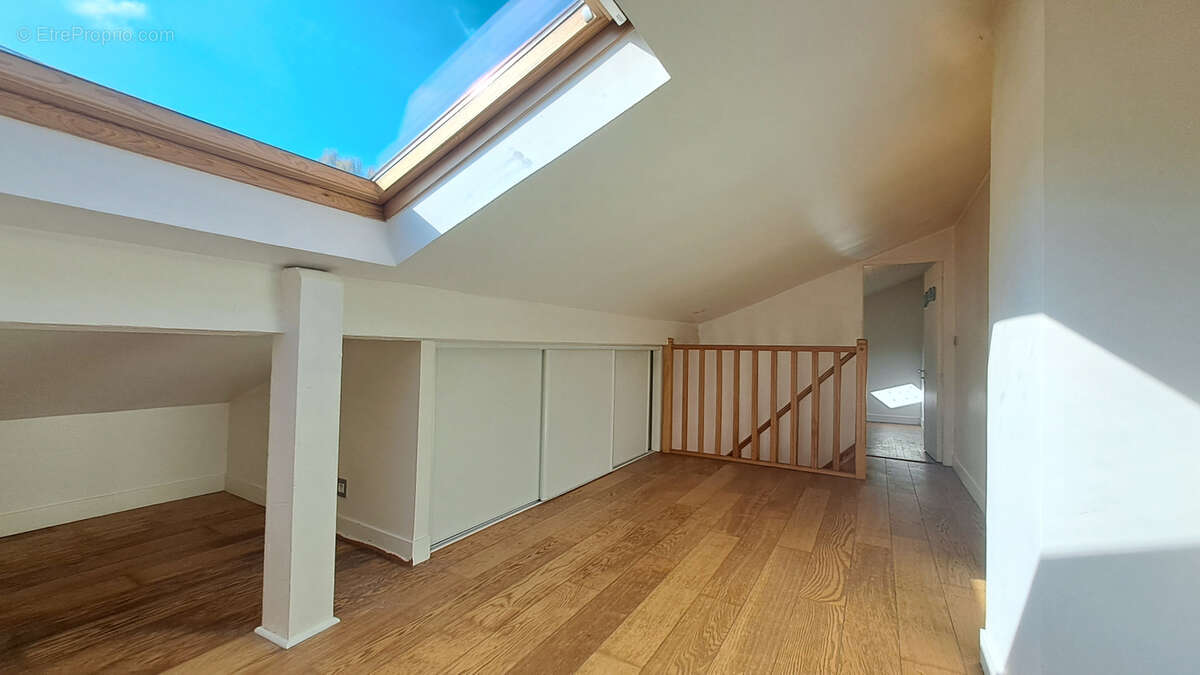 Maison à LE PERREUX-SUR-MARNE