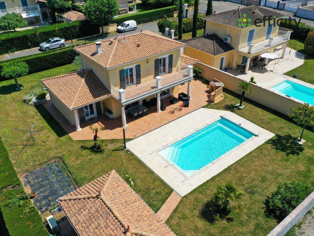 Maison à PUSIGNAN