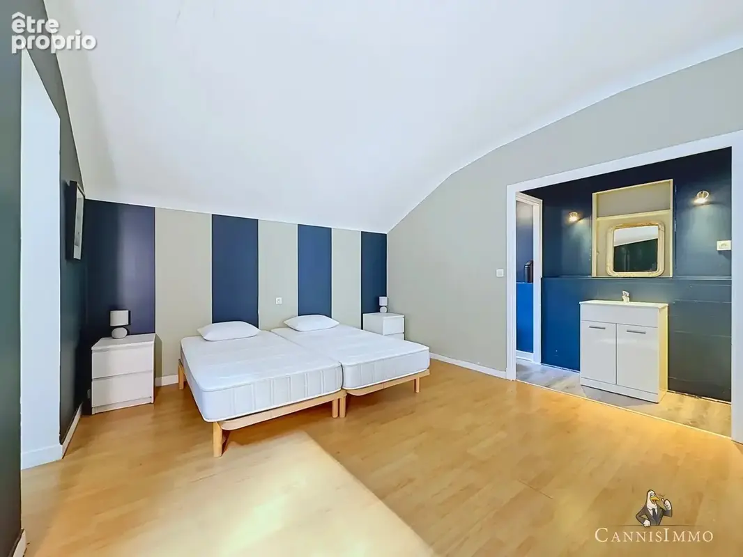 CANNES CENTRE RARE Appartement de caractère  220m2  au sol à 5 minutes de la Croisette - photo 15