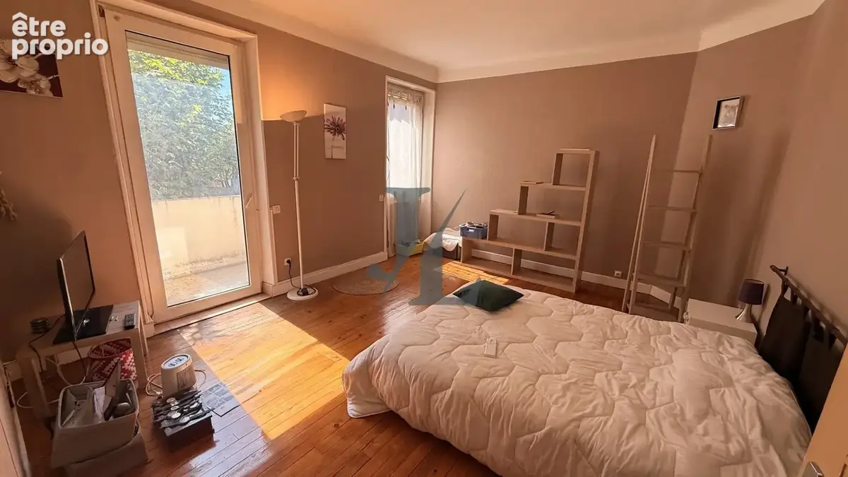 Maison de type 5 sur 530m2 de terrain - photo 9