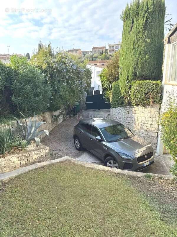 Maison à LA COLLE-SUR-LOUP