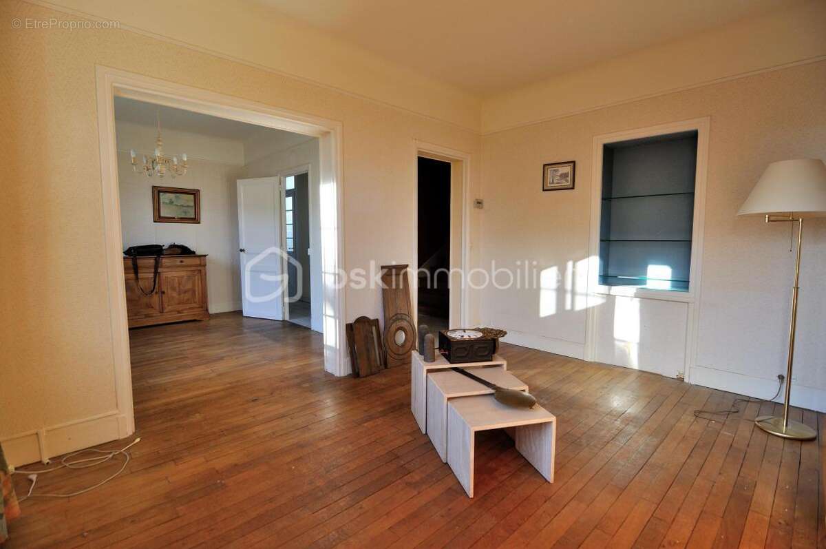 Maison à NOTRE-DAME-DE-GRAVENCHON