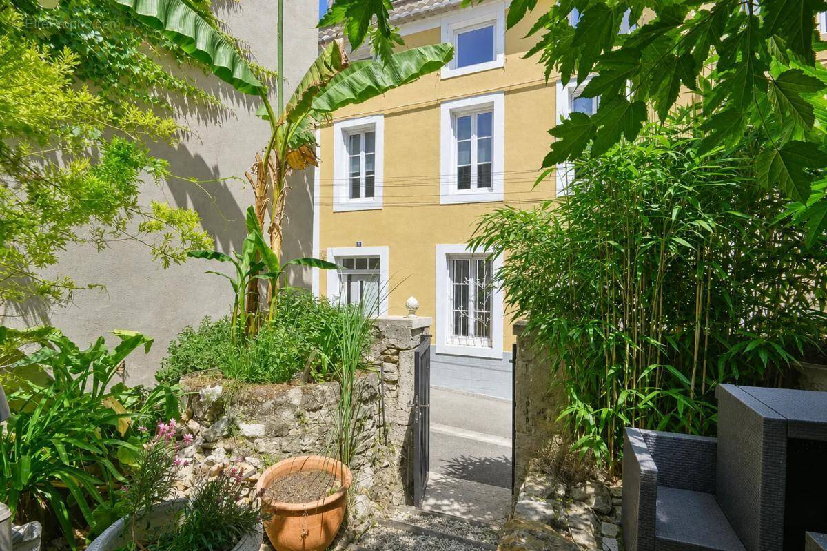 Maison à PONT-SAINT-ESPRIT