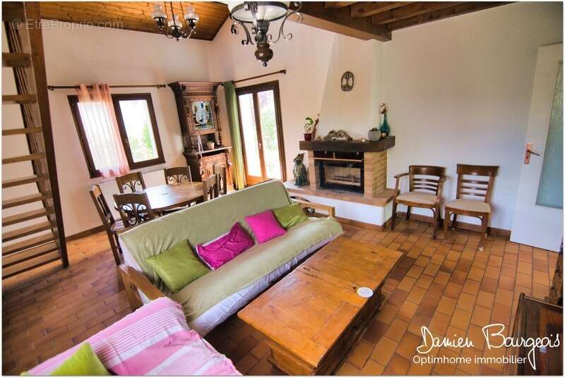 Maison à THOIRY