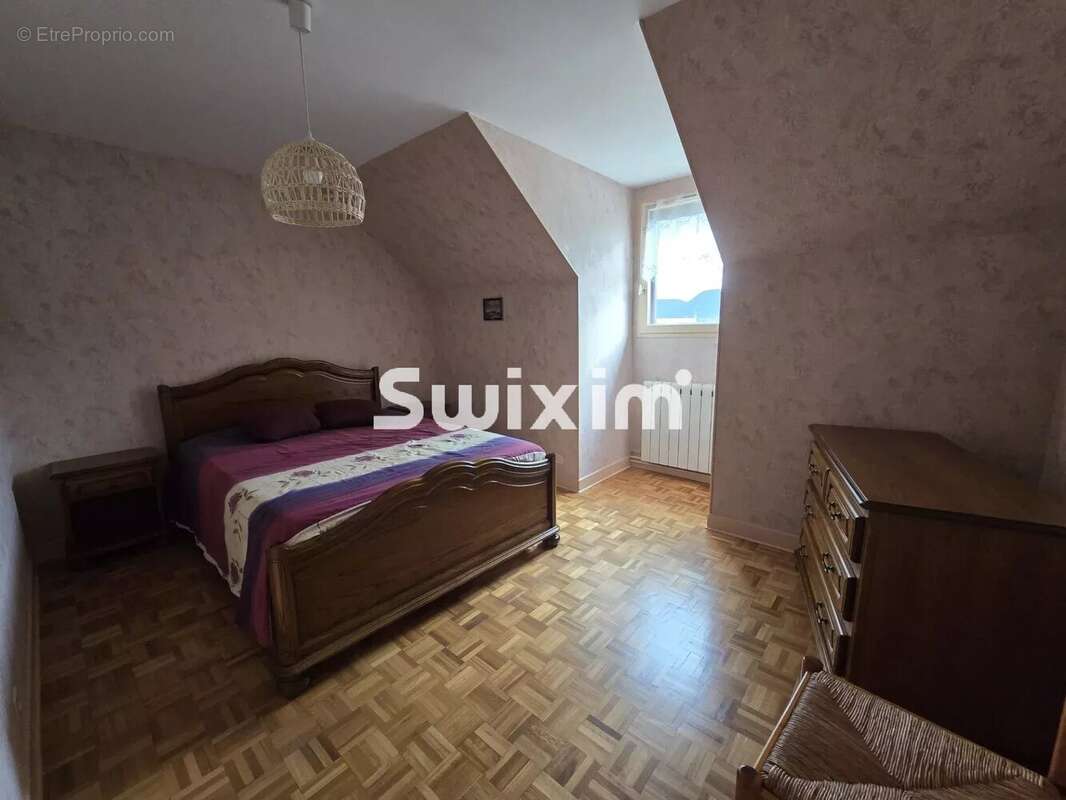 Maison à LONS-LE-SAUNIER