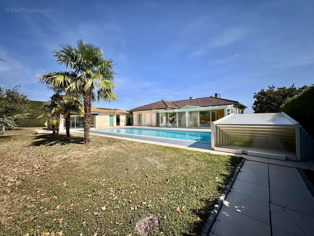 Maison à SAINT-JULIEN