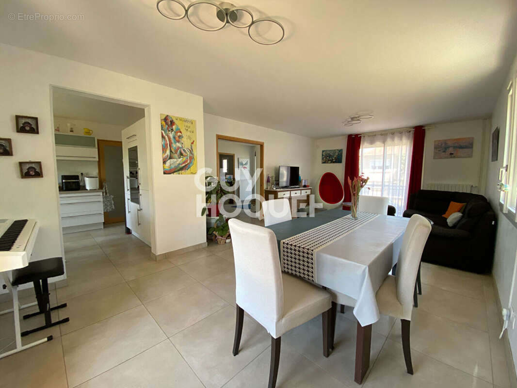 Maison Vaires Sur Marne 6 pièce(s) 170.43 m2 - photo 5