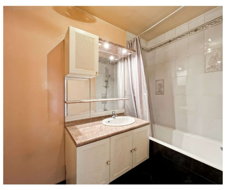 Appartement à JOUY-EN-JOSAS