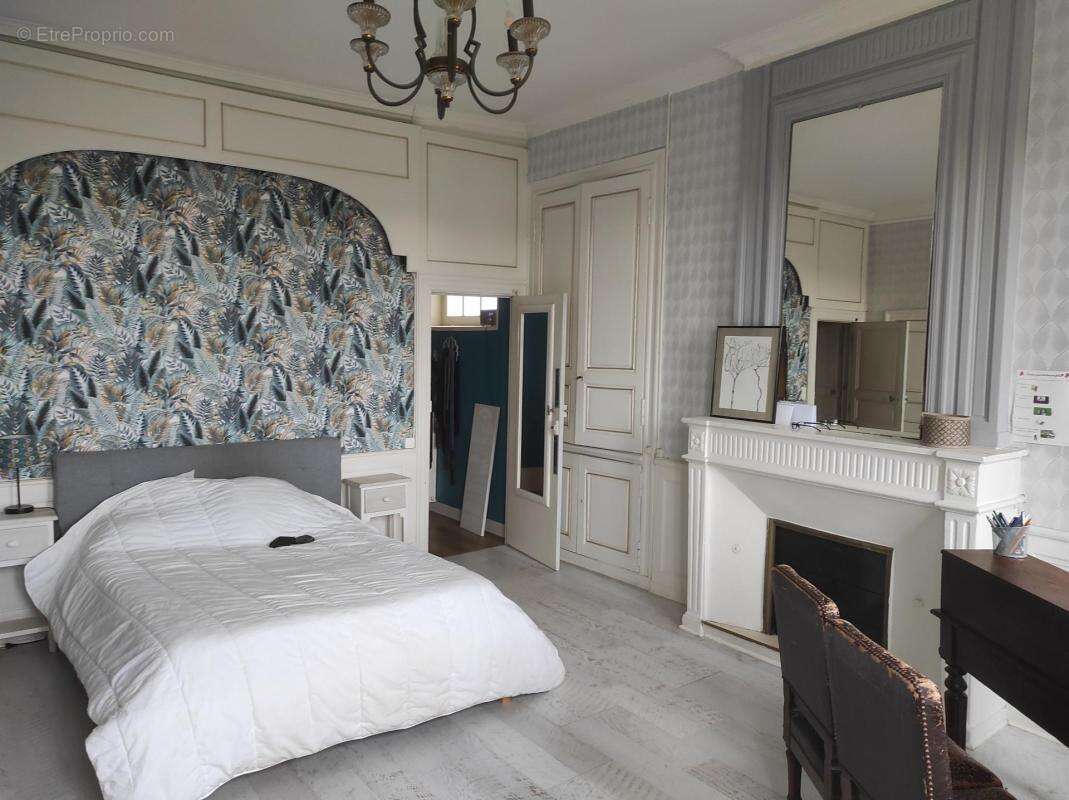 Maison à SAINT-JEAN-D&#039;ANGELY