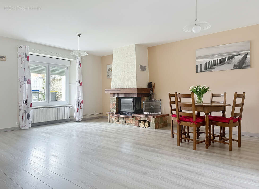 Maison TOURLAVILLE 4 pièces de 83.50 m2 - photo 3