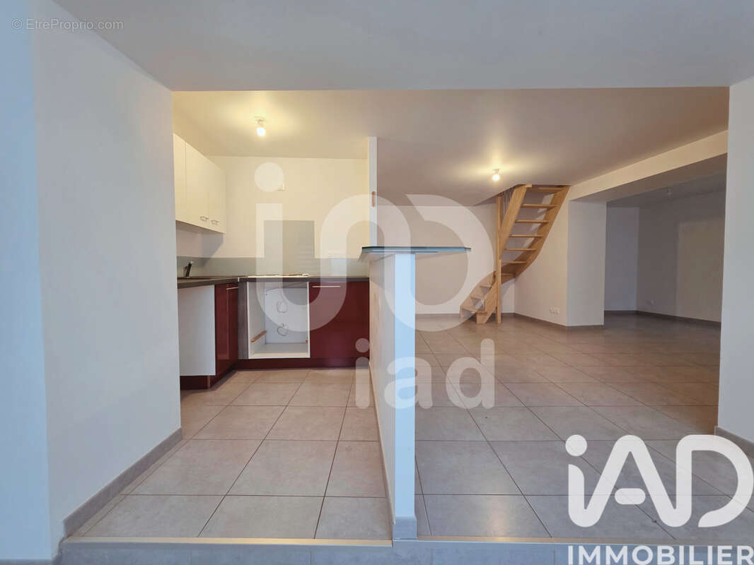 Photo 2 - Appartement à BUCY-LE-LONG