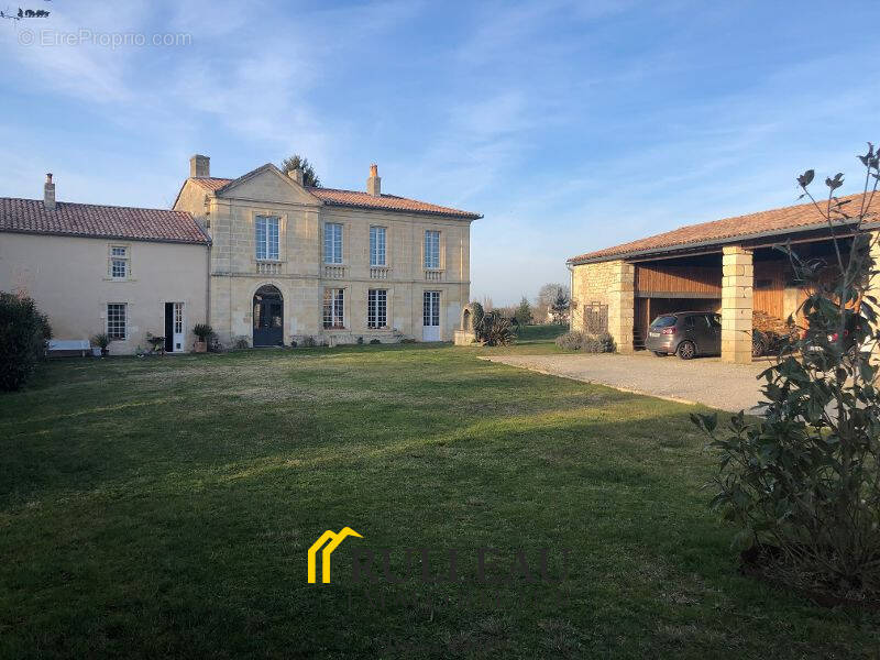 Maison à SAINT-ANDRE-DE-CUBZAC