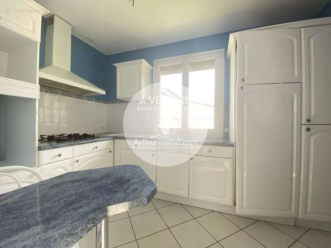 Maison à LA CHAPELLE-SUR-ERDRE