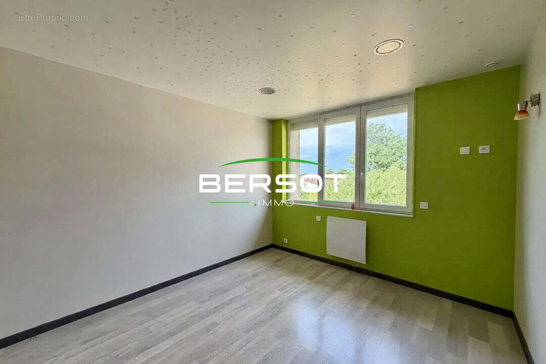 Appartement T6 152 m² proche centre-ville de Valdahon - photo 10