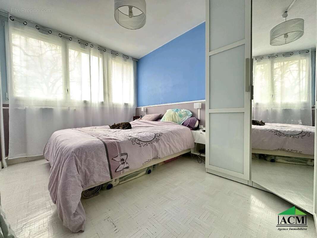 Appartement à MERY-SUR-OISE