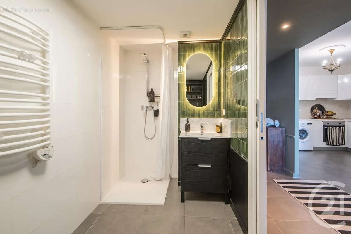 Appartement à LA TURBIE