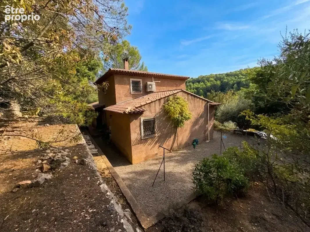 Proche Cotignac - Villa de charme, piscine à débordement et vue imprenable sur la campagne provençale - photo 24