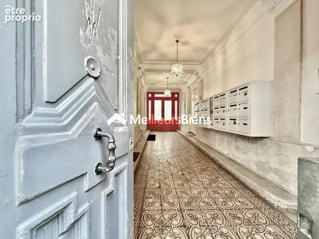 Appartement haussmannien 111 m² 5 pièces avec ascenseur Paris 9e - photo 16
