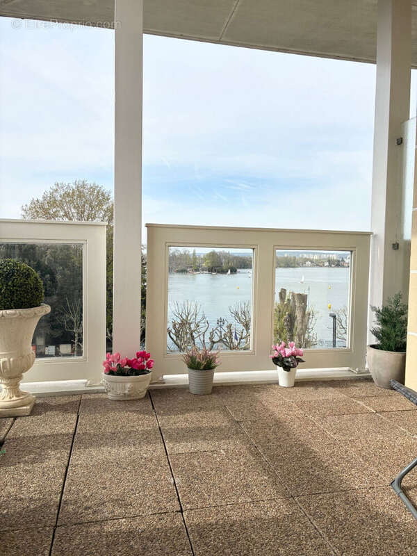 Appartement à ENGHIEN-LES-BAINS