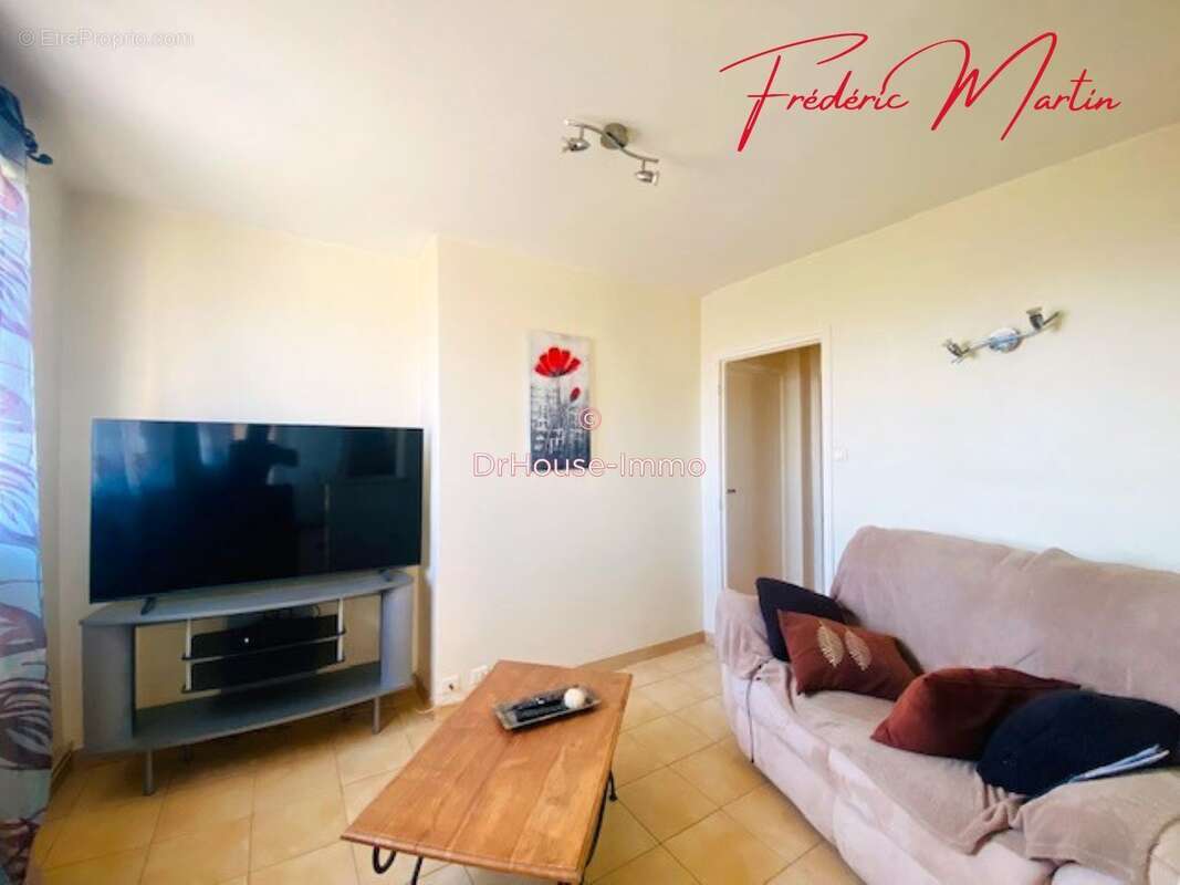 Appartement 76 m² à Uzes  - photo 13