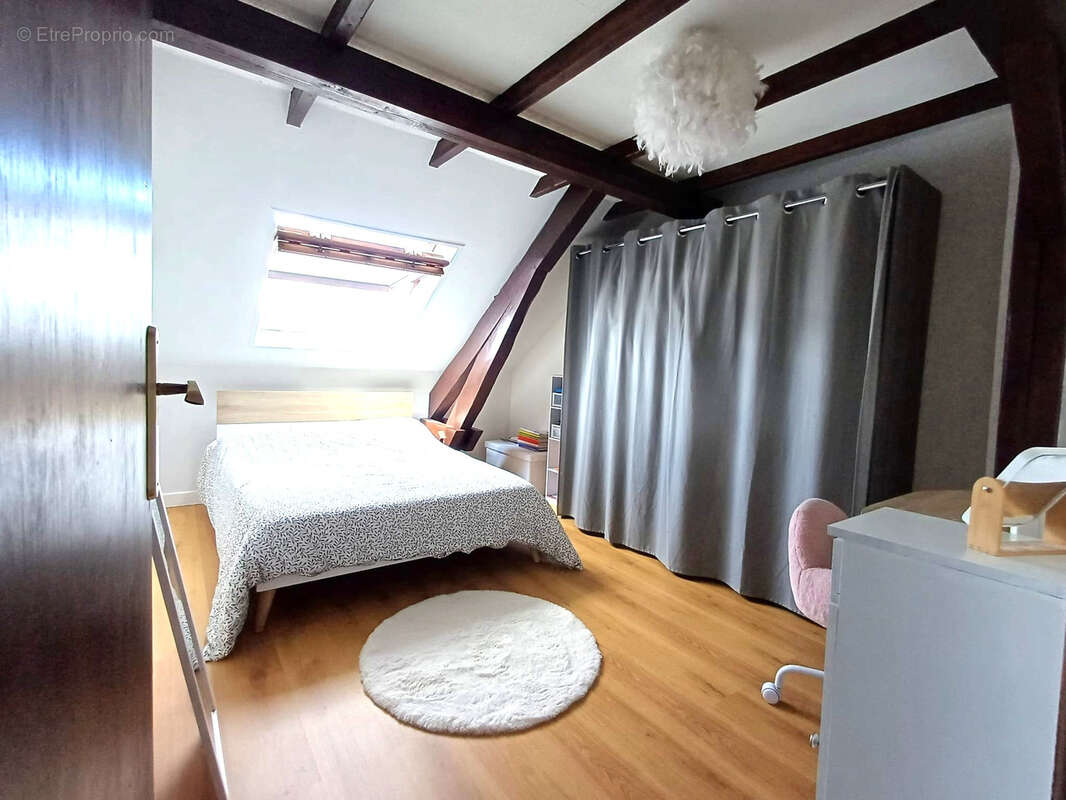 Belfort appartement 5 pièces   78,12 m2 Loi Carrez   Dernier étage   Charme et volumes exceptionnels - photo 16