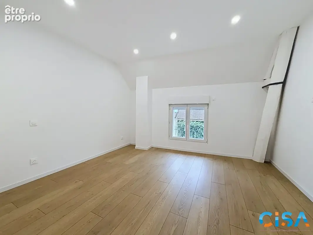 Maison 7 pièces 138 m² à vendre à Pont-Sainte-Maxence (60700) - photo 8