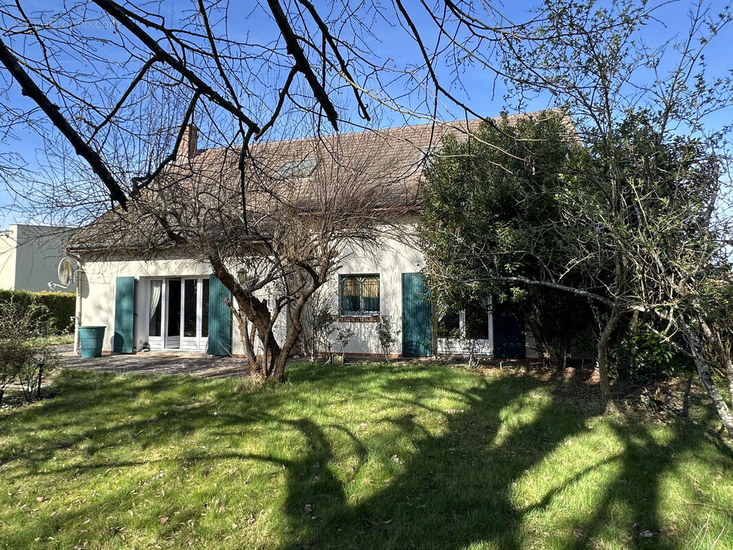Maison à BOIS-LE-ROI