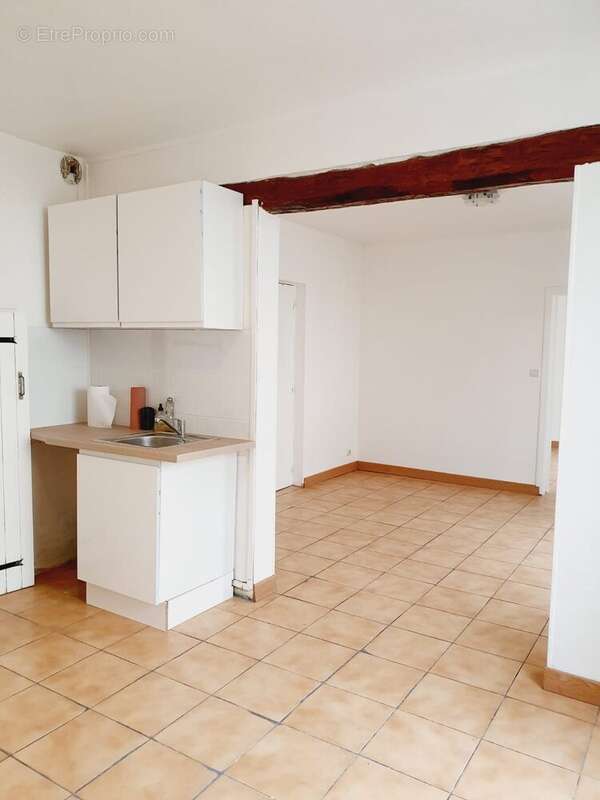 Appartement 200 m² à Nogent-L'artaud  - photo 7