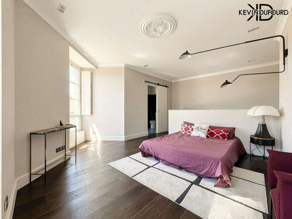 Appartement 140 m² à Aubenas  - photo 4
