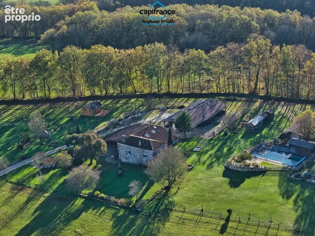 Propriété à vendre 8 pièces, propriété de 220m2 chalet - boxes à chevaux - dépendances sur 7ha de terrain - photo 29