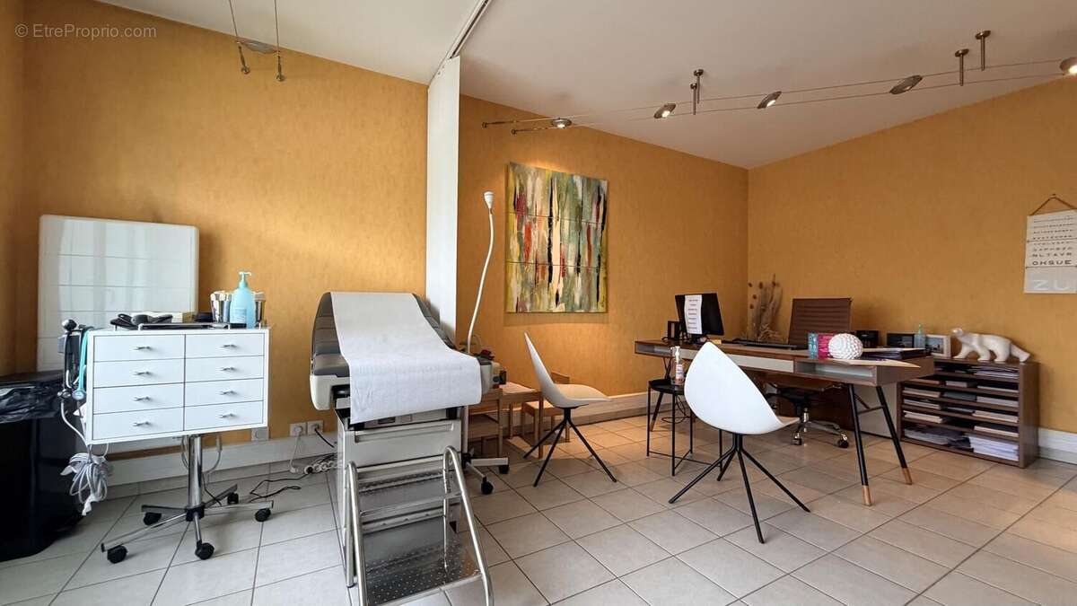 Photo 7 - Appartement à LA TOUR-DE-SALVAGNY