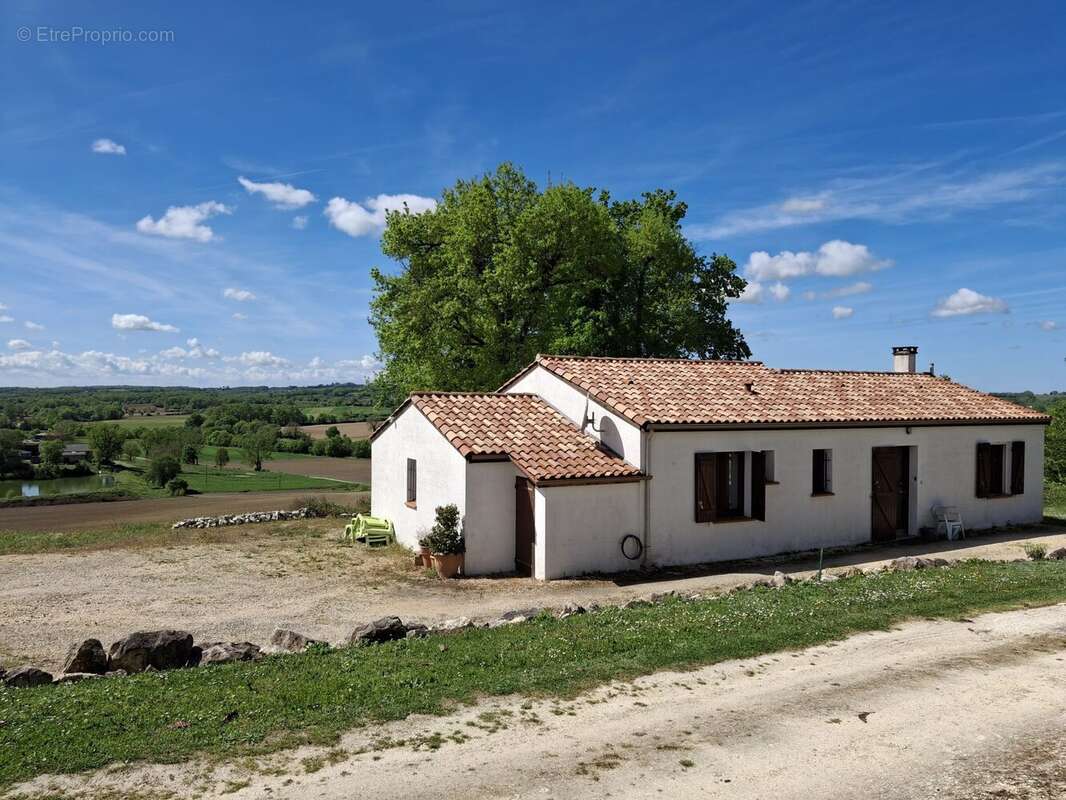 Maison à CASTILLONNES