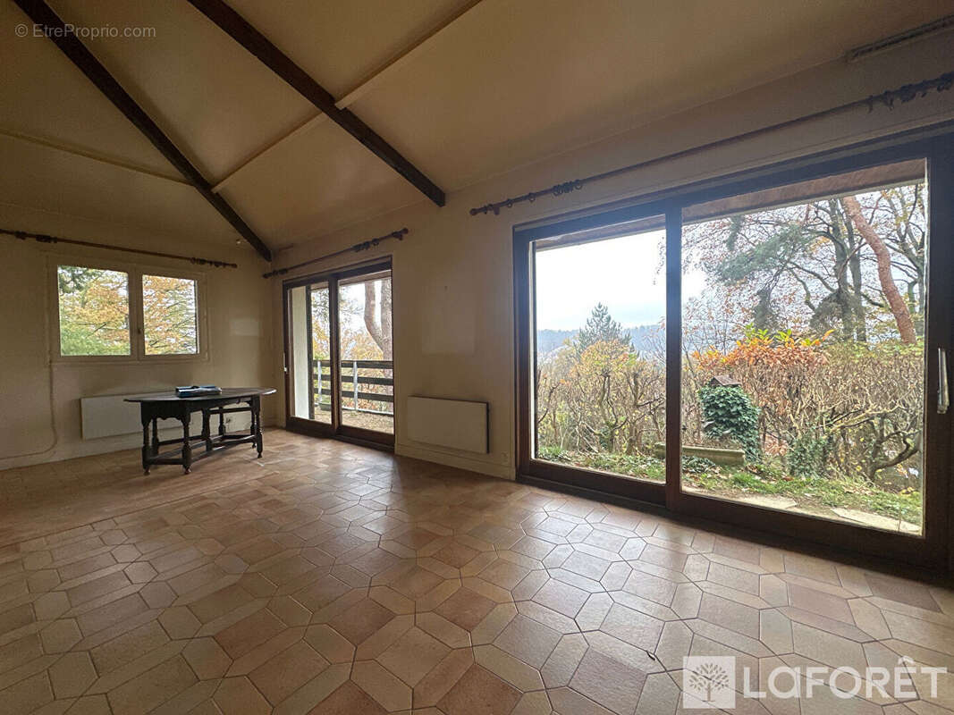 Maison à GIF-SUR-YVETTE