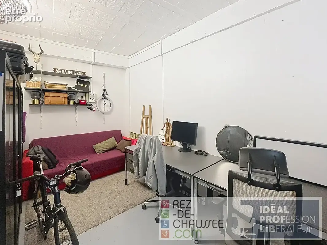Grand local commercial en rez-de-chaussee - photo 7