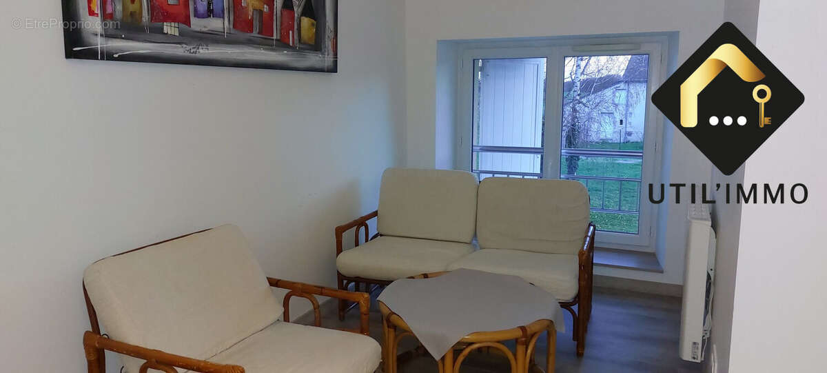 Maison à MONTIERCHAUME