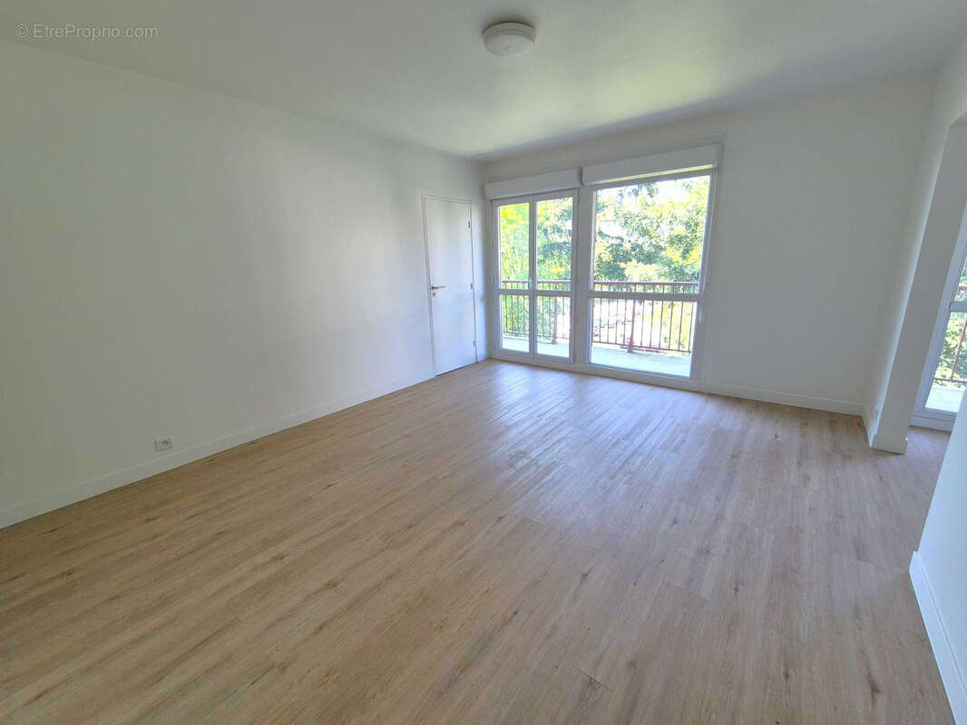 Appartement à VELIZY-VILLACOUBLAY