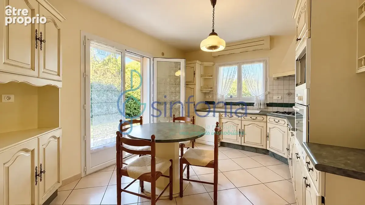 Maison de plain-pied avec jardin proches commerces - photo 5