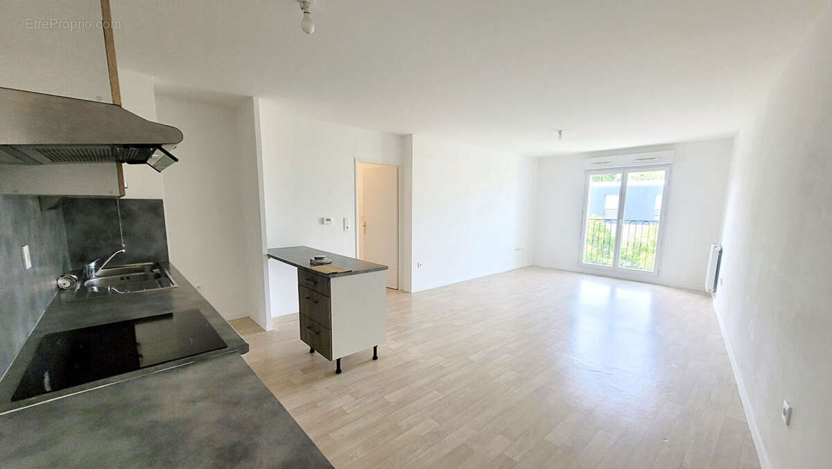 Appartement à DAMMARIE-LES-LYS