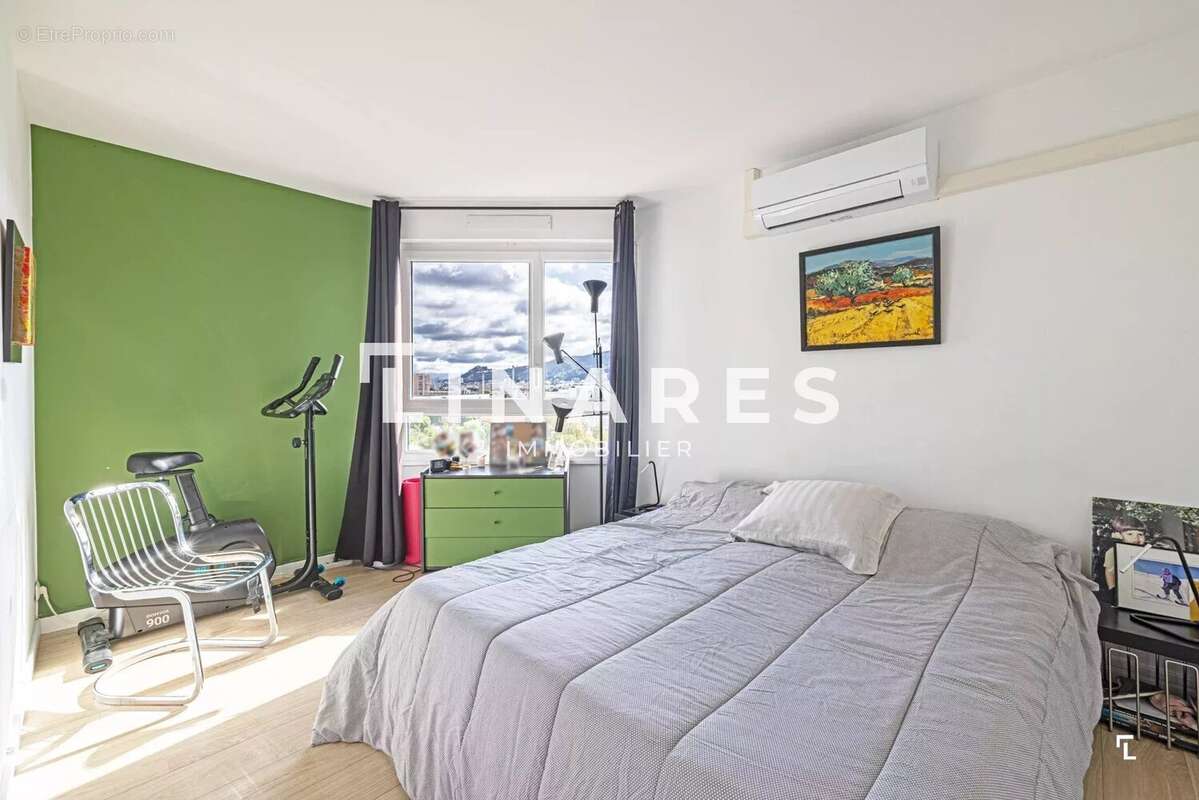 Appartement à MARSEILLE-8E