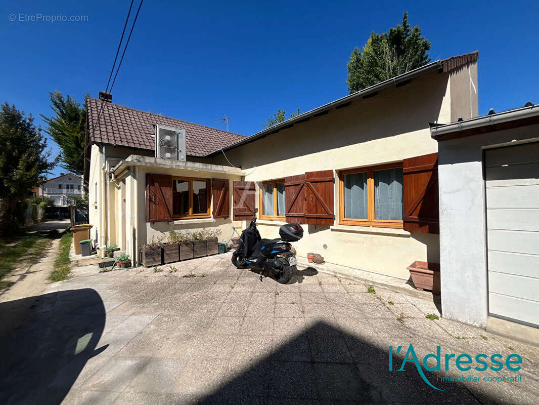 Maison à VITRY-SUR-SEINE