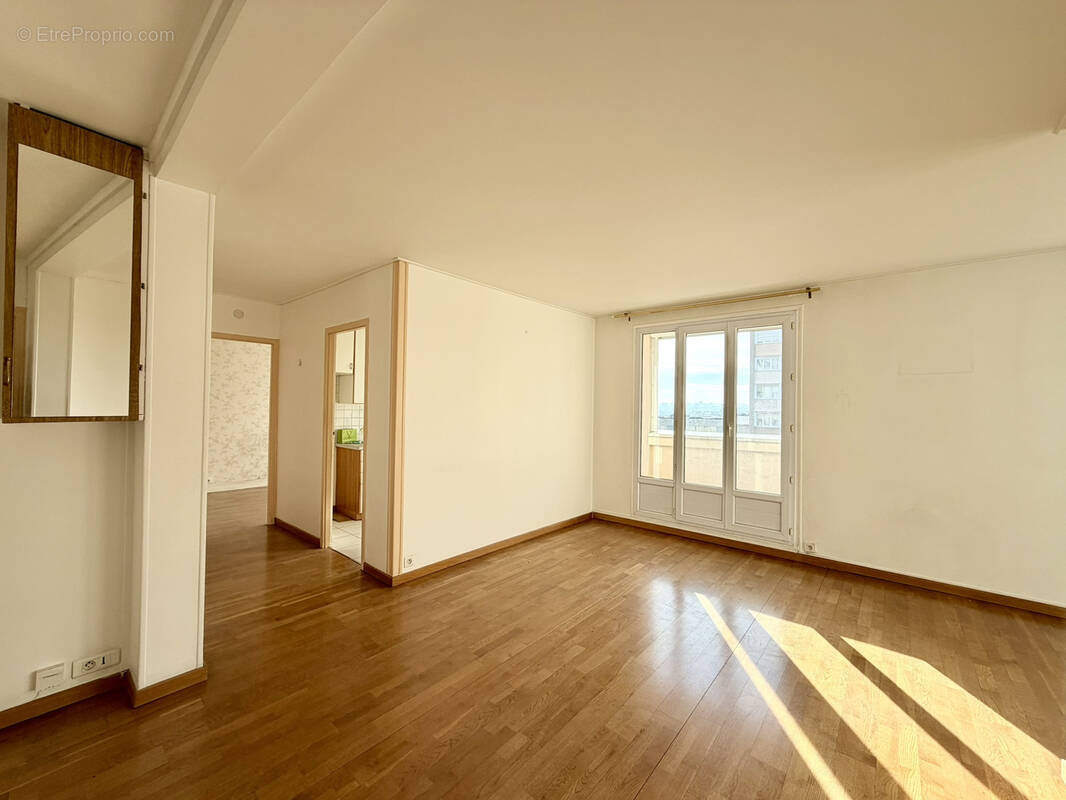 Appartement à PARIS-12E