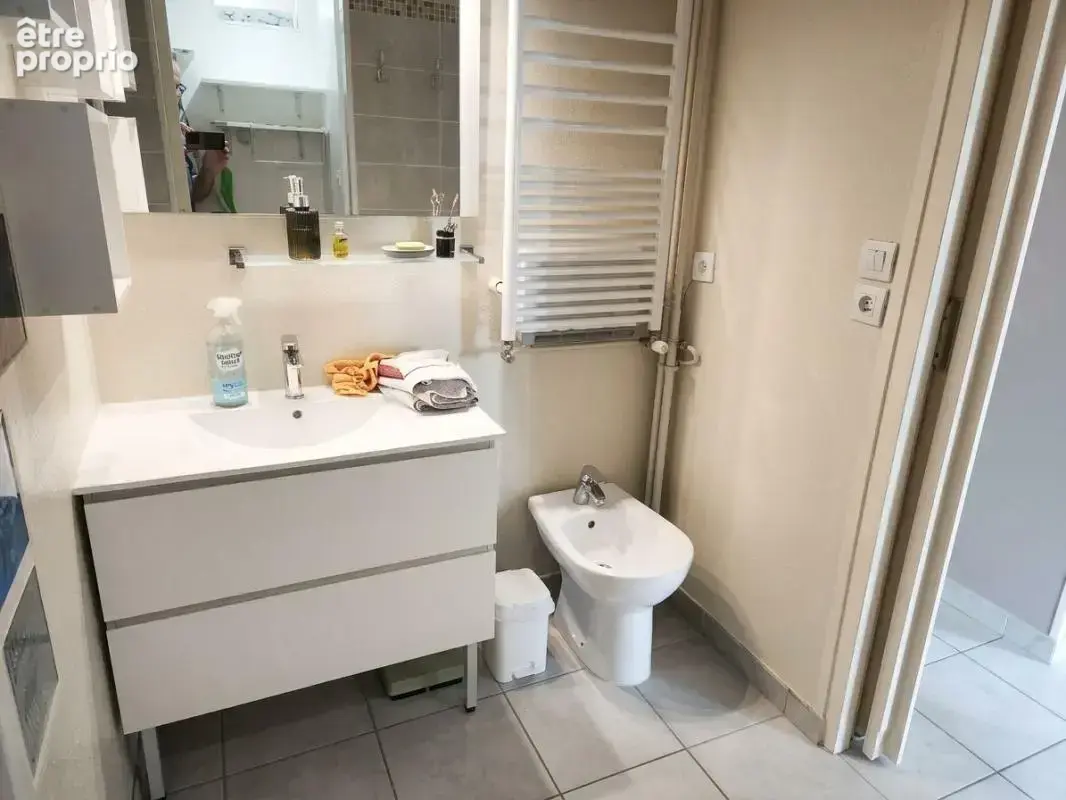 Appartement À Vendre - photo 6