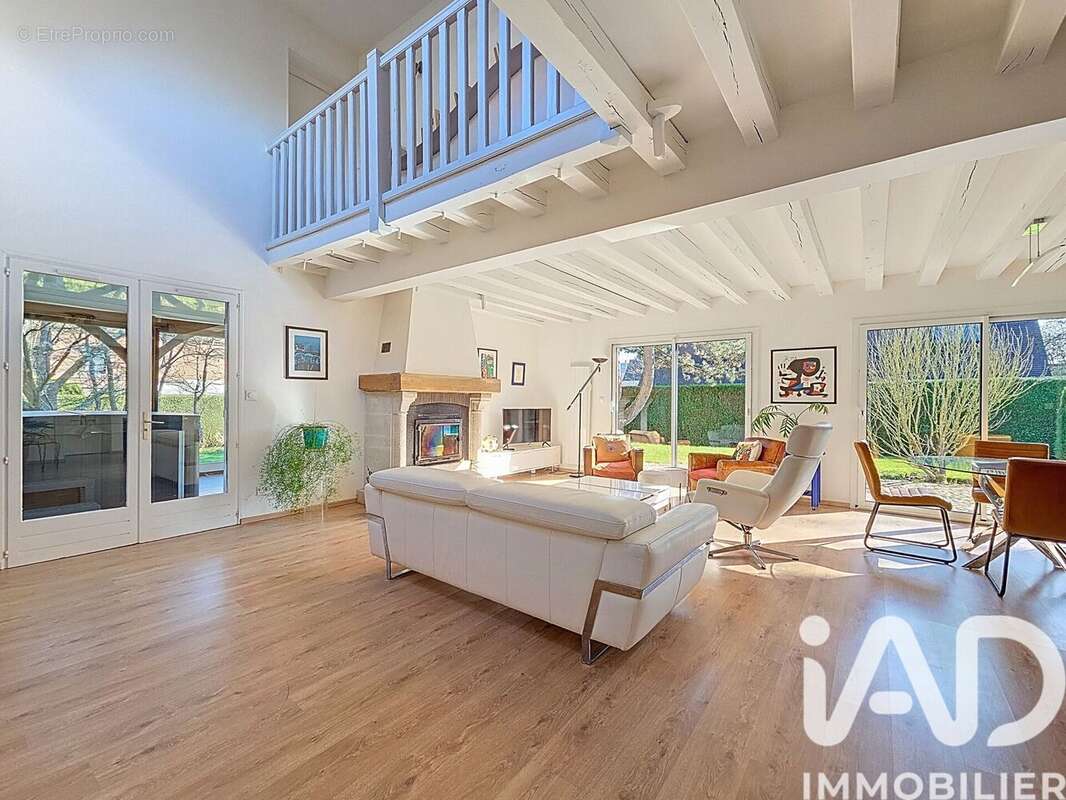 Photo 3 - Maison à MONT-SAINT-AIGNAN