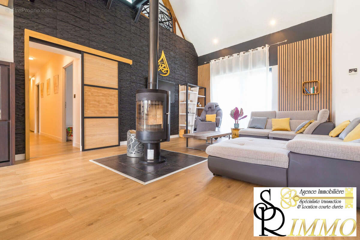 Maison à RUFFEY-LES-ECHIREY