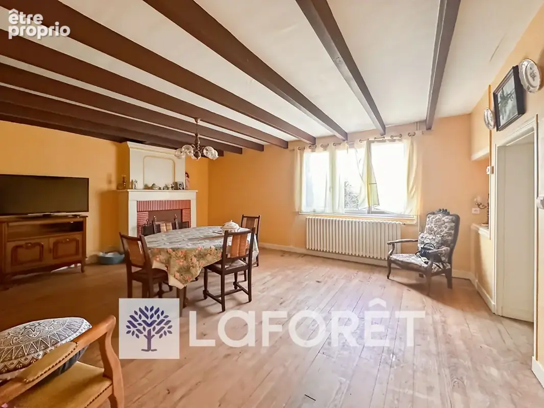 Maison ancienne en pierre située à 5 minutes de Gémozac 147 m2 - photo 3