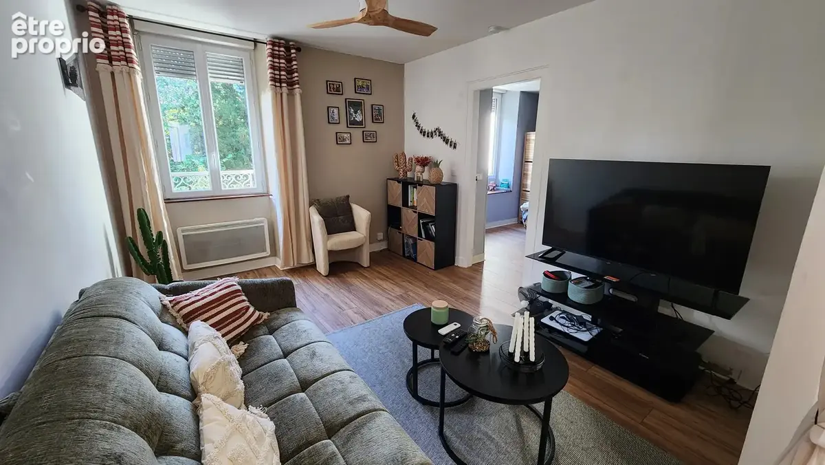 NAY, À VENDRE : Appartement T2 de 49,50 m² avec balcon et cellier - photo 1