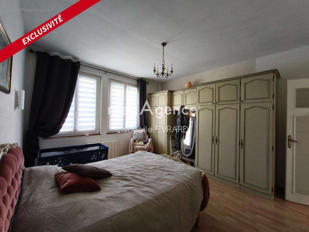 4 chambres dont 2 en RDC, dépendances et jardin - photo 4