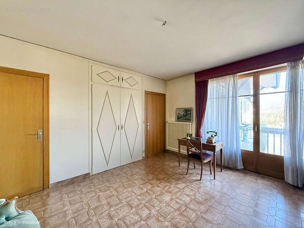 Maison à BONNEVILLE