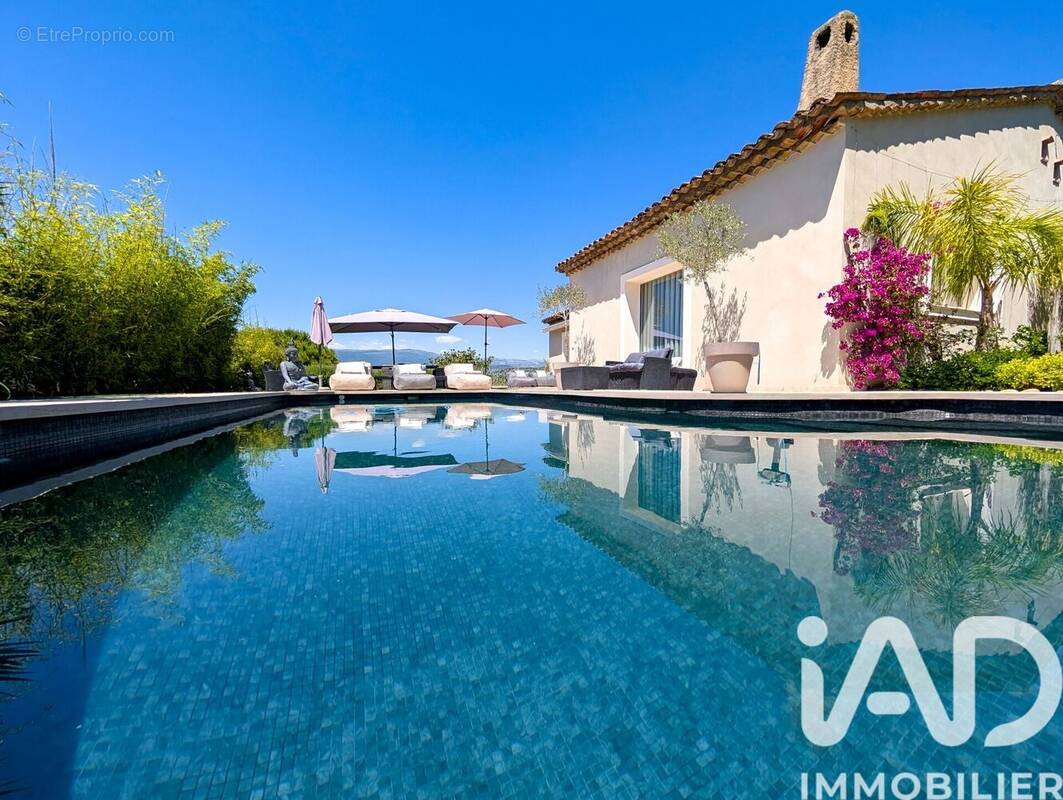 Photo 1 - Maison à MOUGINS