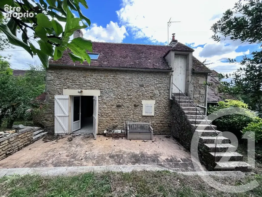 Maison 4 pièces 101 m² à vendre à Champlemy (58210) - photo 2